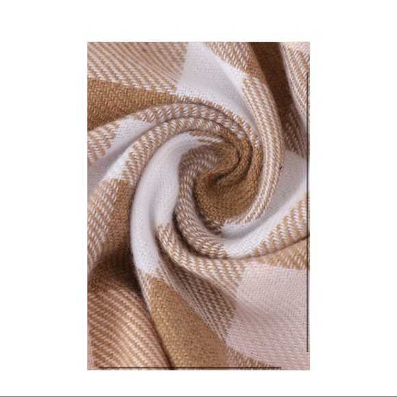 Fringe Hem Color Block Scarf - Picture 7 of 7